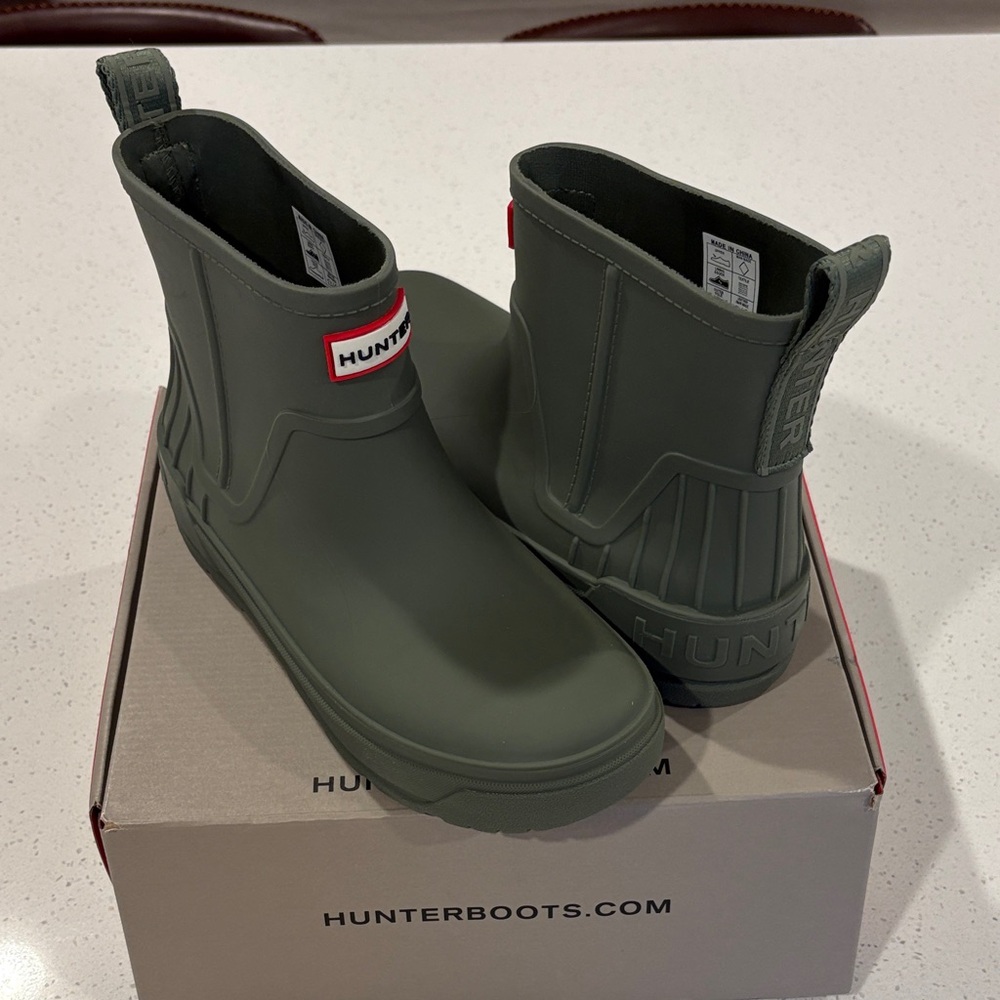 Hunter Wales Rain Boots - Olive